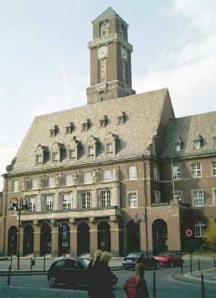  Das Rathaus von Bottrop 